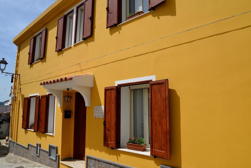 B&B S'Incontru Galtelli Exterior photo